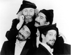   Flying Karamazov Brothers, Musical Jugglers  