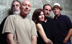   10,000 Maniacs - booking information  