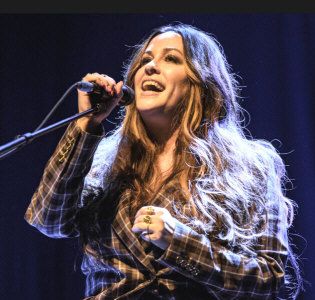 Hire Alanis Morissette - book Alanis Morisette for an event!