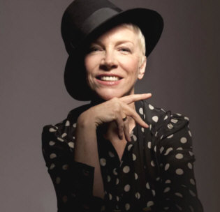 Hire Annie Lennox - book Annie Lennox for an event!