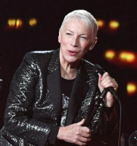  Hire Annie Lennox - book Annie Lennox for an event! 