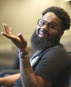   Blanco Brown - booking information  
