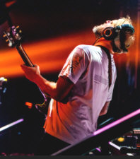  Hire Bon Iver - book Bon Iver for an event! 