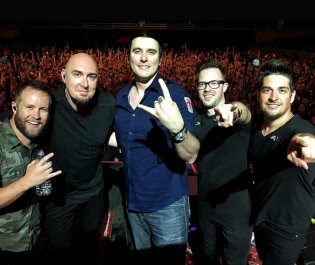 Hire Breaking Benjamin - book Breaking Benjamin for an event