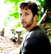  book Brett Eldredge - booking information 