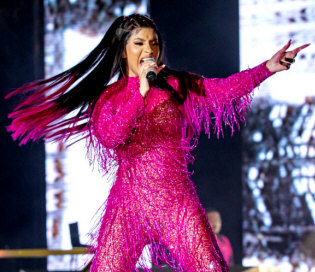 Hire Cardi B - booking Cardi B information