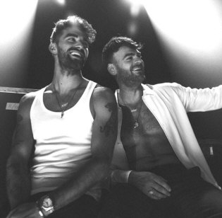 Hire The Chainsmokers - booking the Chainsmokers information.
