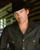  book Clay Walker - booking information 