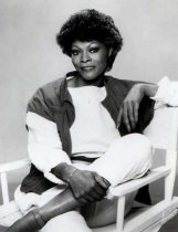  Hire Dionne Warwick - booking Dionne Warwick information. 