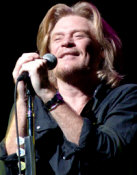   Book Daryl Hall - booking information  