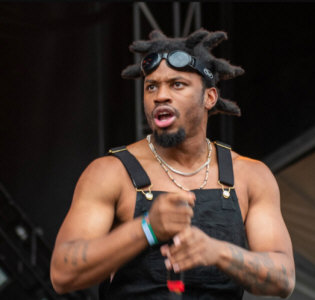 Hire Denzel Curry - booking Denzel Curry information.