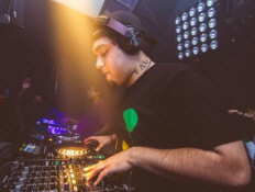 Book Deorro - booking information