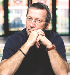  Hire Eric Clapton - book Eric Clapton for an event! 