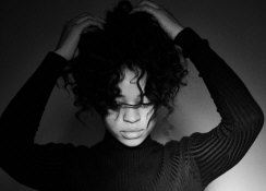  Ella Mai - booking information 