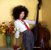  book Esperanza Spalding - booking information 