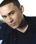 Frankie J - booking information