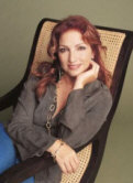 Gloria Estefan - booking information 