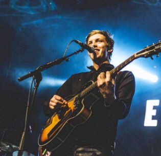   How to hire George Ezra - booking information  