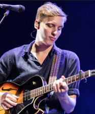  Hire George Ezra - book George Ezra for an event! 