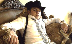   Gerardo Ortiz - booking information  