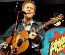  Hire Glen Hansard - booking Glen Hansard information. 