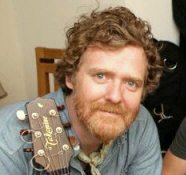 Hire Glen Hansard - booking Glen Hansard information. 
