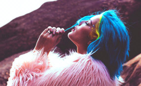 Halsey - booking information