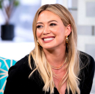 Hire Hilary Duff - book Hilary Duff for an event!