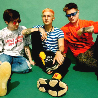 Hire Hot Chelle Rae - booking Hot Chelle Rae information.