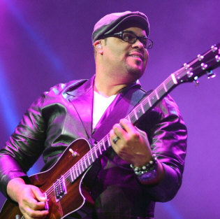  Hire Israel Houghton and New Breed - booking information  