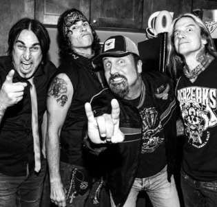   Hire Jackyl - booking Jackyl information.  