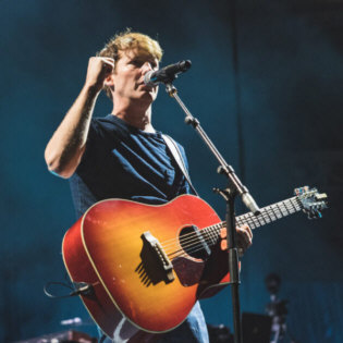 How to hire James Blunt - booking information