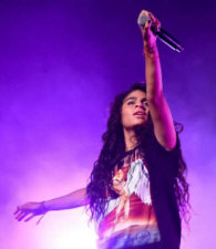   Jessie Reyez - booking information  