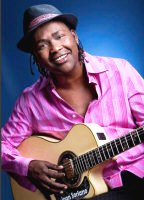   Joan Soriano - booking information  