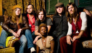   Jonathan Tyler and The Northern Lights - booking information  