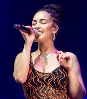  Hire Jorja Smith - book Jorja Smith for an event! 