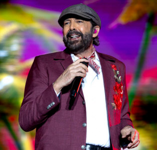 Hire Juan Luis Guerra - booking Juan Luis Guerra information.