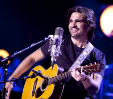  Hire Juanes - Booking Juanes information. 