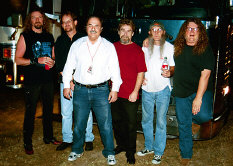  Kentucky Headhunters with Richard De La Font -- photo courtesy of Jack Terry - booking information 