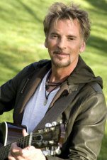 Hire Kenny Loggins - book Kenny Loggins for an event!
