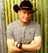   Hire Kevin Fowler - booking information  