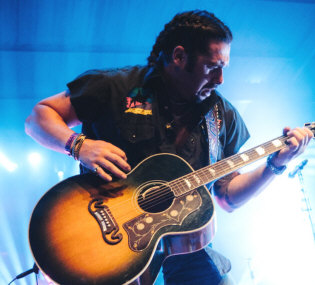   Koe Wetzel - booking information  