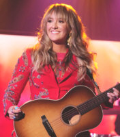  Hire Lainey Wilson - booking Lainey Wilson information. 