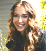   Hire Lauren Daigle - booking Lauren Daigle information.  