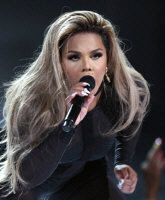   Lil' Kim -- To view this artist's HOME page, click HERE! 