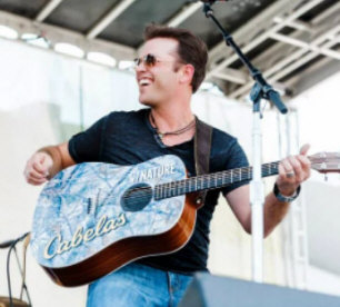   Lucas Hoge - booking information  