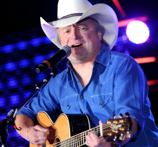Hire Mark Chesnutt - booking Mark Chesnutt information.