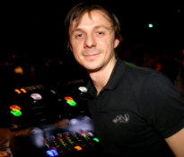   Martin Solveig - booking information  