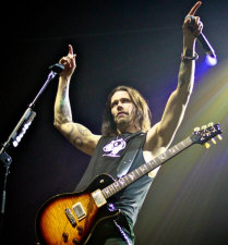  Hire Myles Kennedy - booking Myles Kennedy information. 