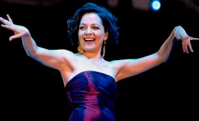  Hire Natalia Lafourcade - booking information 